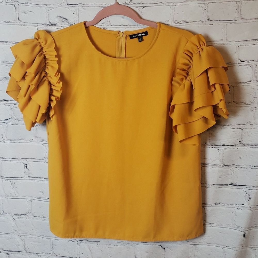 Fashion Nova Yellow Mustard  Top‎